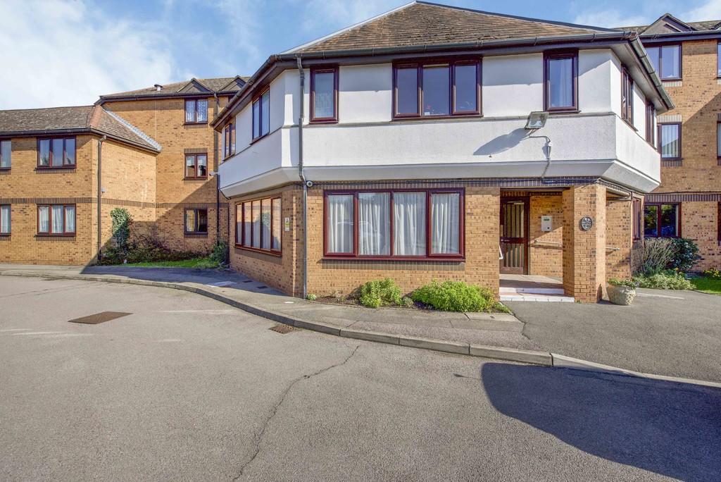 10 Leaside Court Image