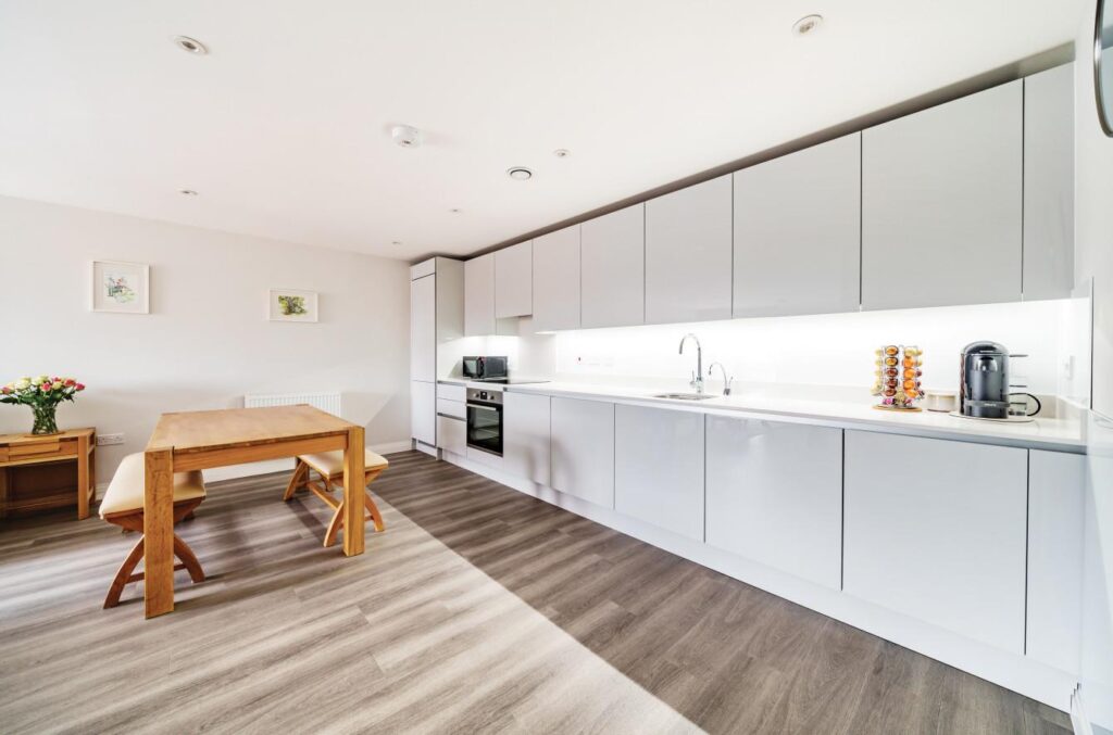 Flat 49 Daneshill House Image