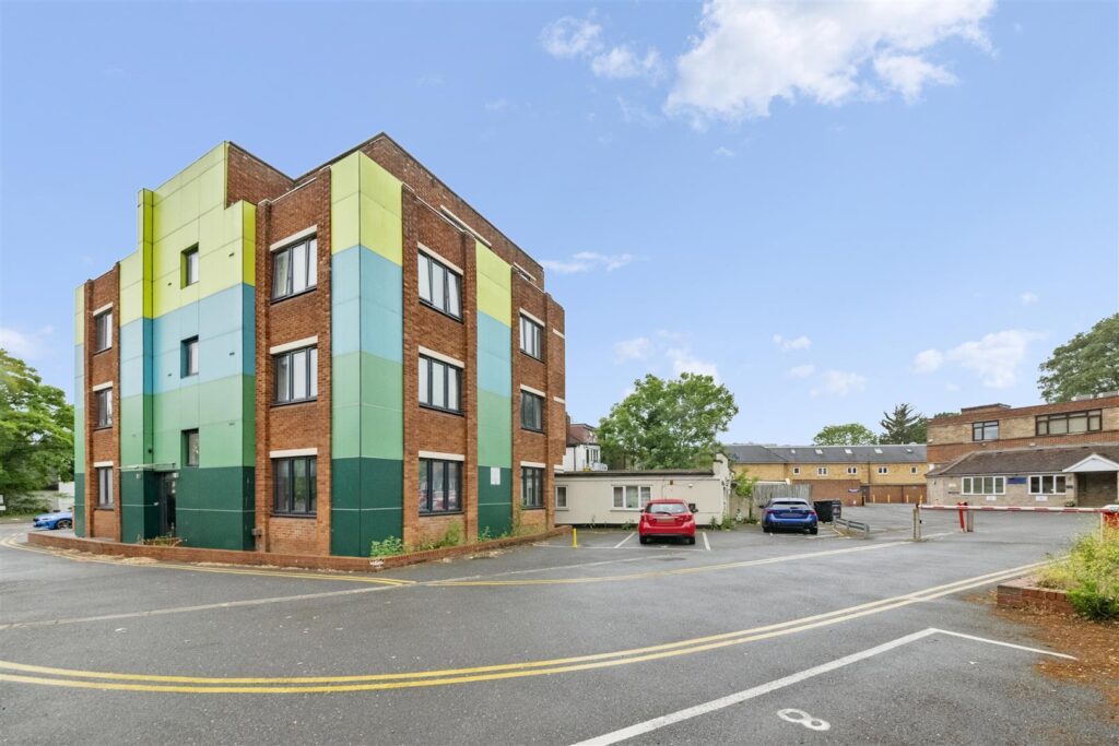 Property Image 6