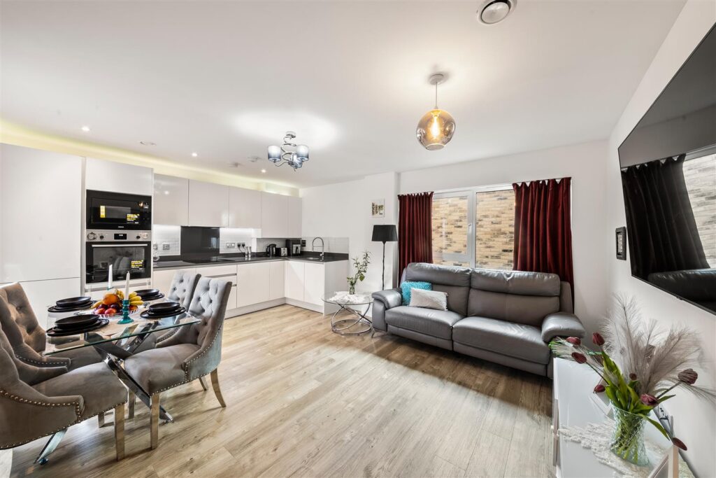 Apartment 1 Dalloway house Image