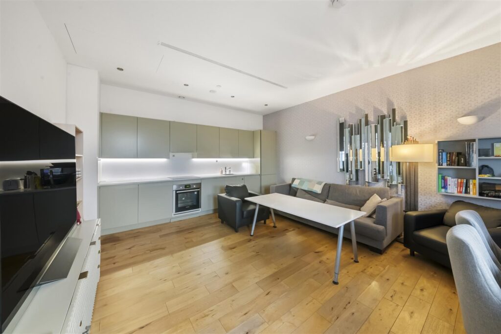 Flat 66, Hoover Building Image