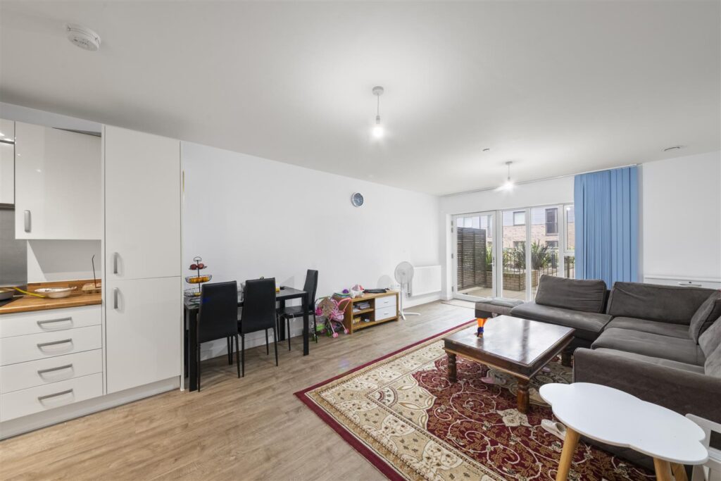 Flat 11 Image