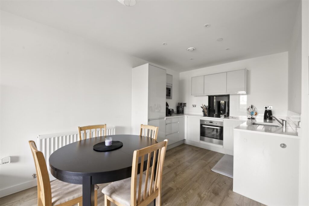 Flat 33 Carpenter House Image