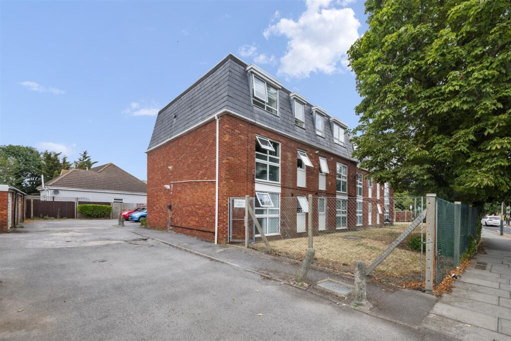 3C Hamilton Court Image