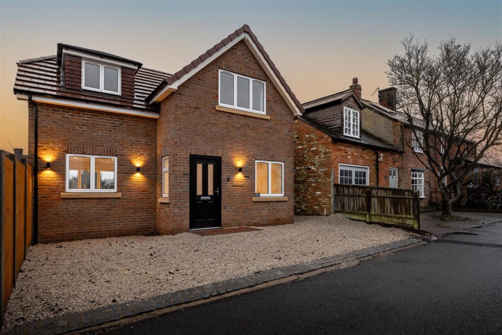 Winchmore cottage Image